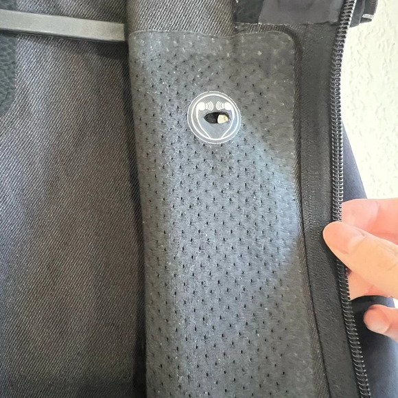 REI lightweight black hiking jacket XS - Picture 6 of 6